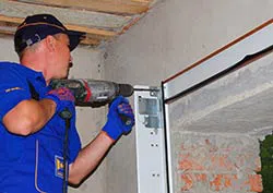 Trust Garage Door Whiteland, IN 317-674-3910 - repair-side